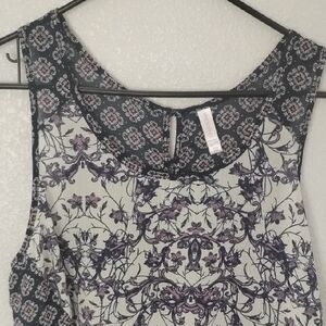 Xhilaration Black and White Patterned Blouse